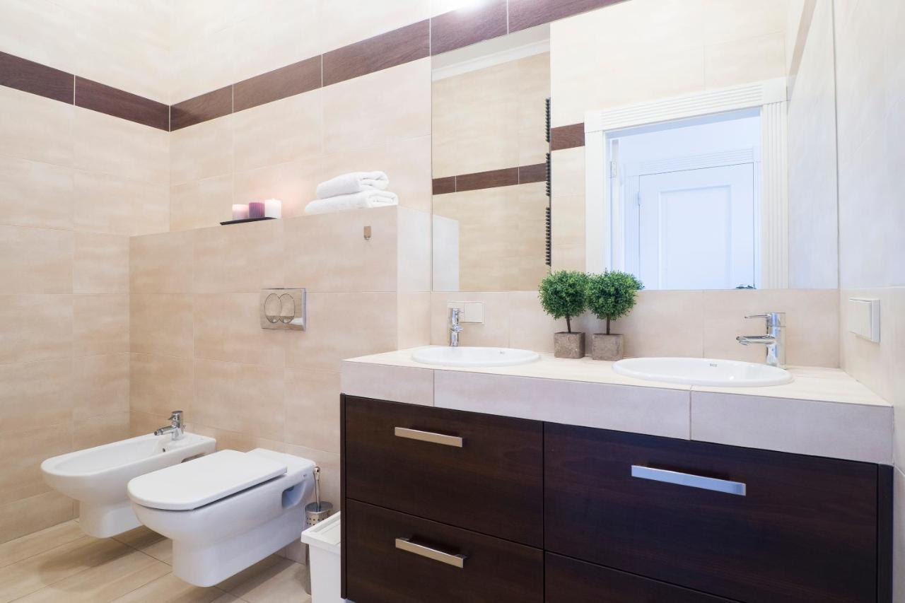 Prestige Apartment - Elegant & Quiet Stay 3 Rooms 90M2 - As Home Apartamenty Rynek 508 Wrocław Exteriör bild
