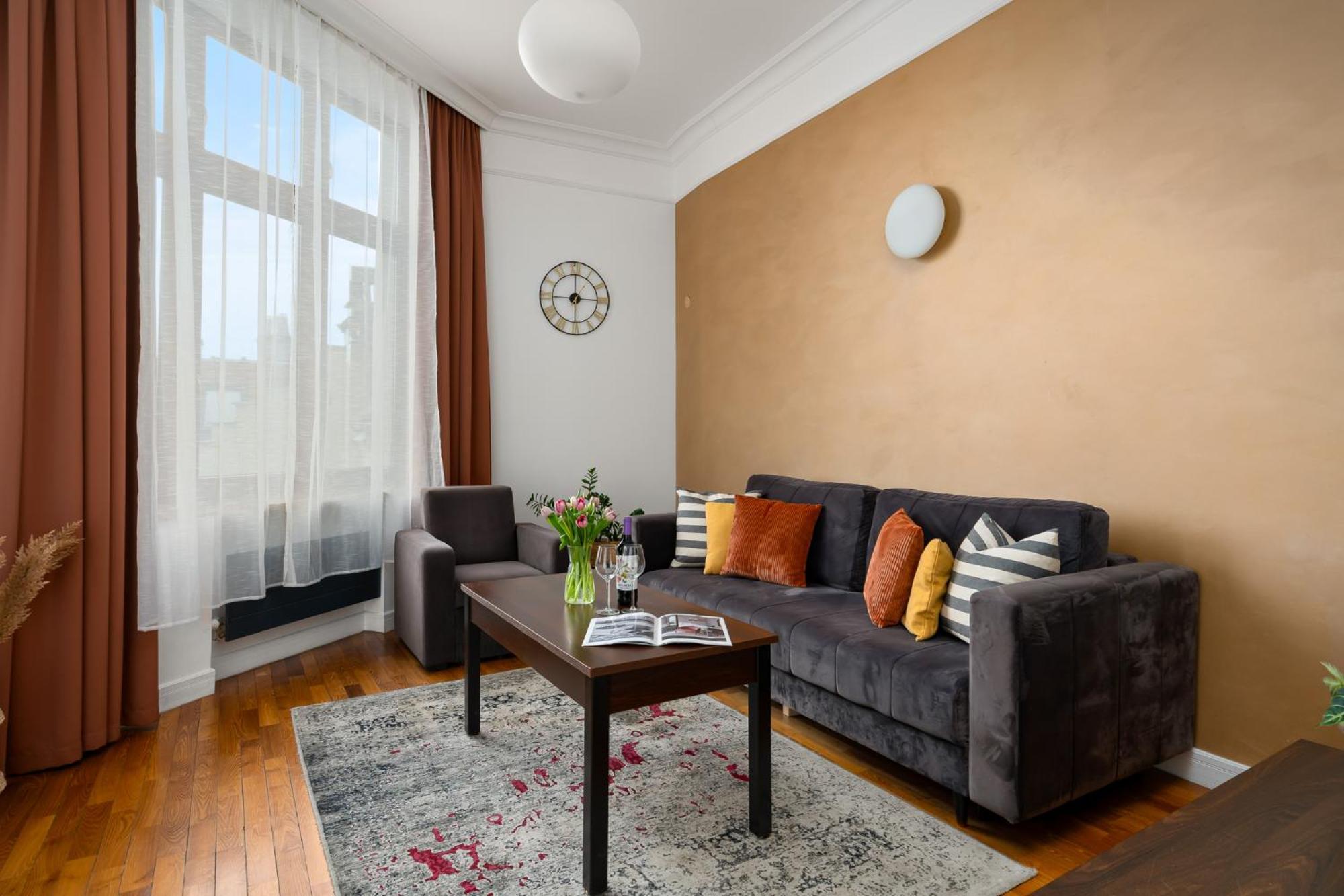 Prestige Apartment - Elegant & Quiet Stay 3 Rooms 90M2 - As Home Apartamenty Rynek 508 Wrocław Exteriör bild